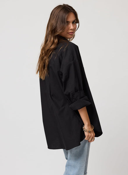 MA3103THEBORROWEDSHIRT_17_600x600.jpg